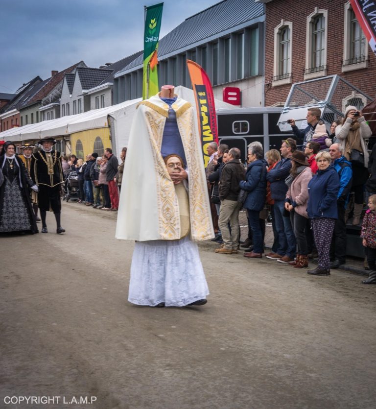 SintLievensHoutem wil met zijn winterjaarmarkt de historische band