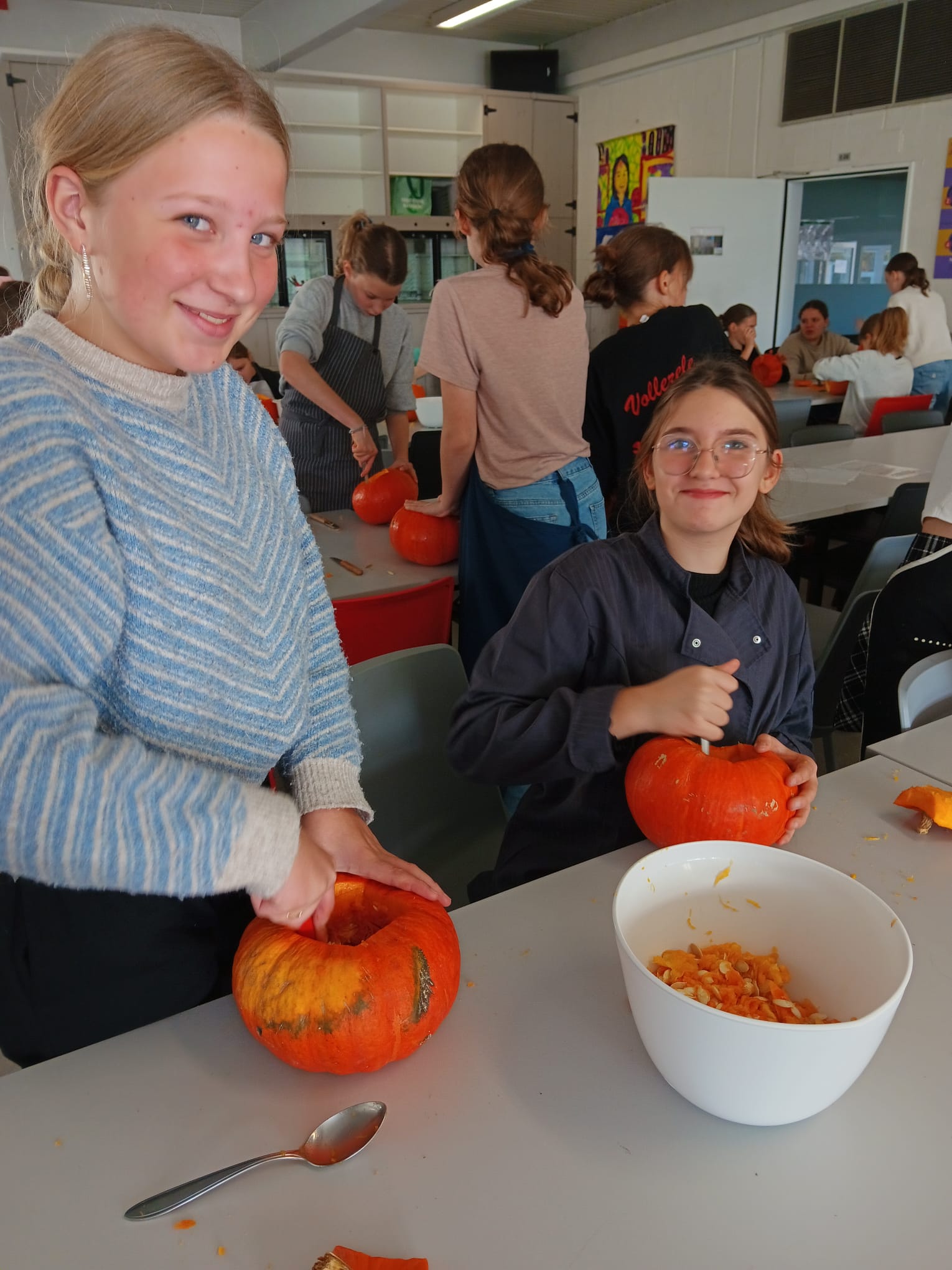 De leerlingen van GO! MS Ninove lieten hun creativiteit de vrije loop tijdens een speciale halloweenactiviteit