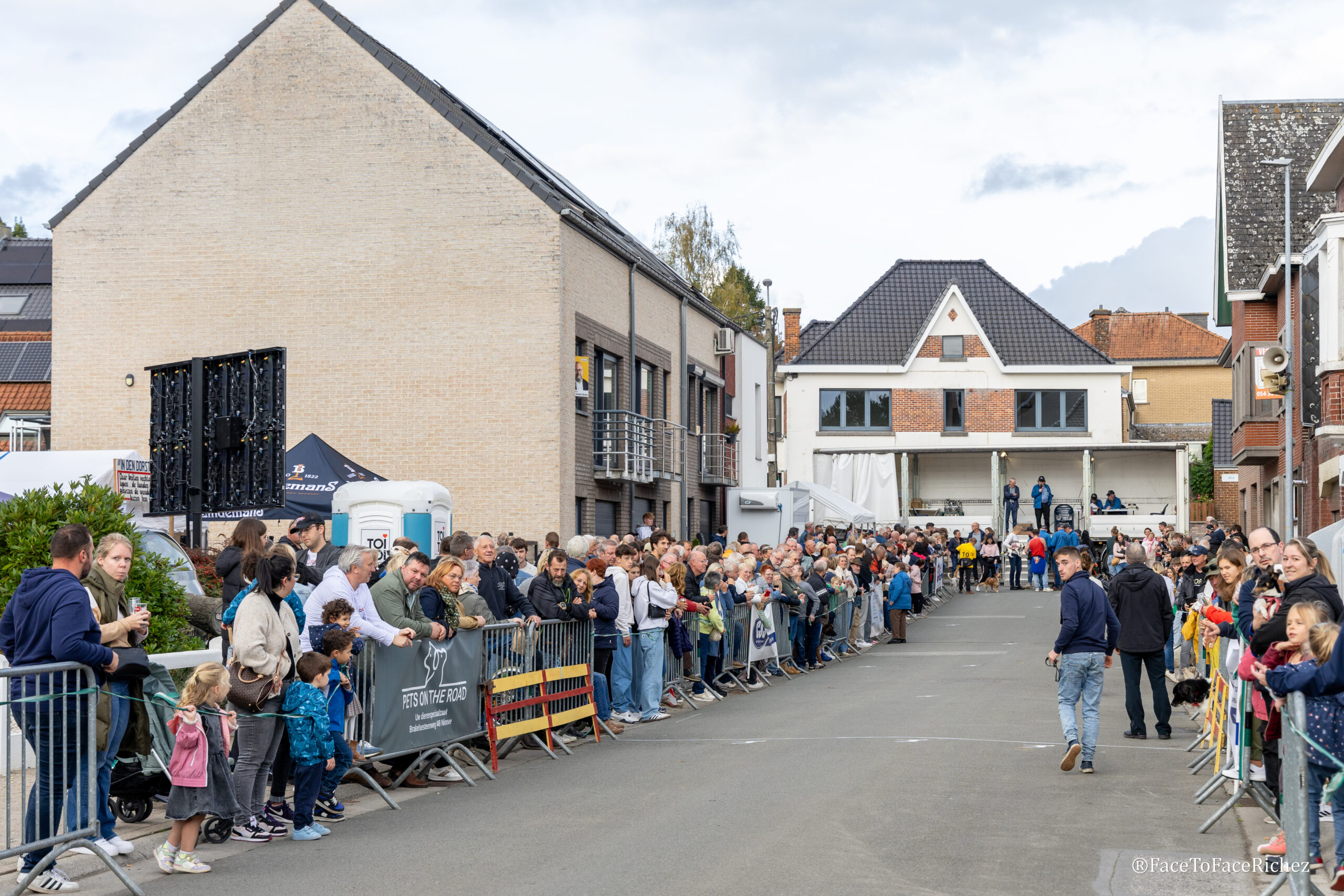 Bekende hondenkoers in Appelterre beleeft succesvolle 100ste editie